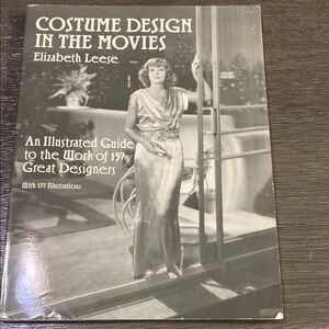 Costume Design in the Movies by Elizabeth Leese - Black and White Cover
